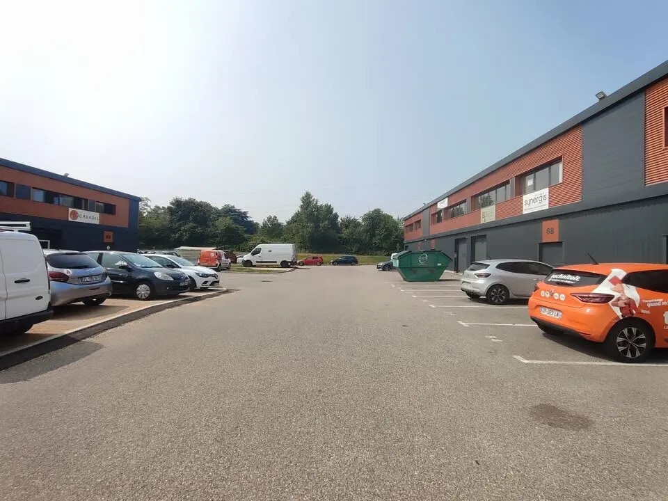 Vente Local d'activités 457 m² - Photo 1