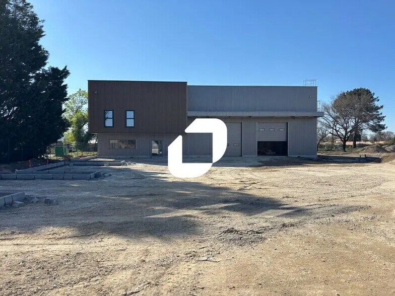 Office in Blanquefort to rent - Building Photo - Image 1 of 38