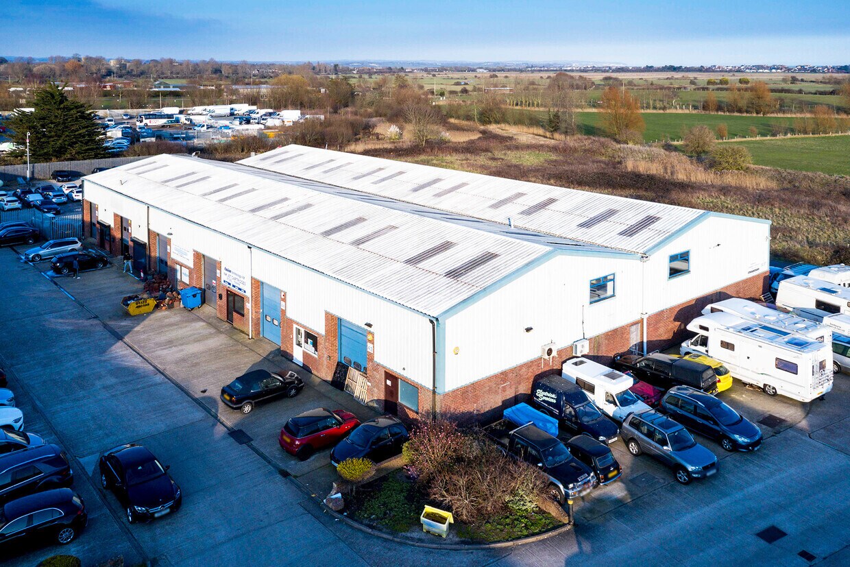 43-48 Eastbourne Rd, Westham for sale Primary Photo- Image 1 of 1