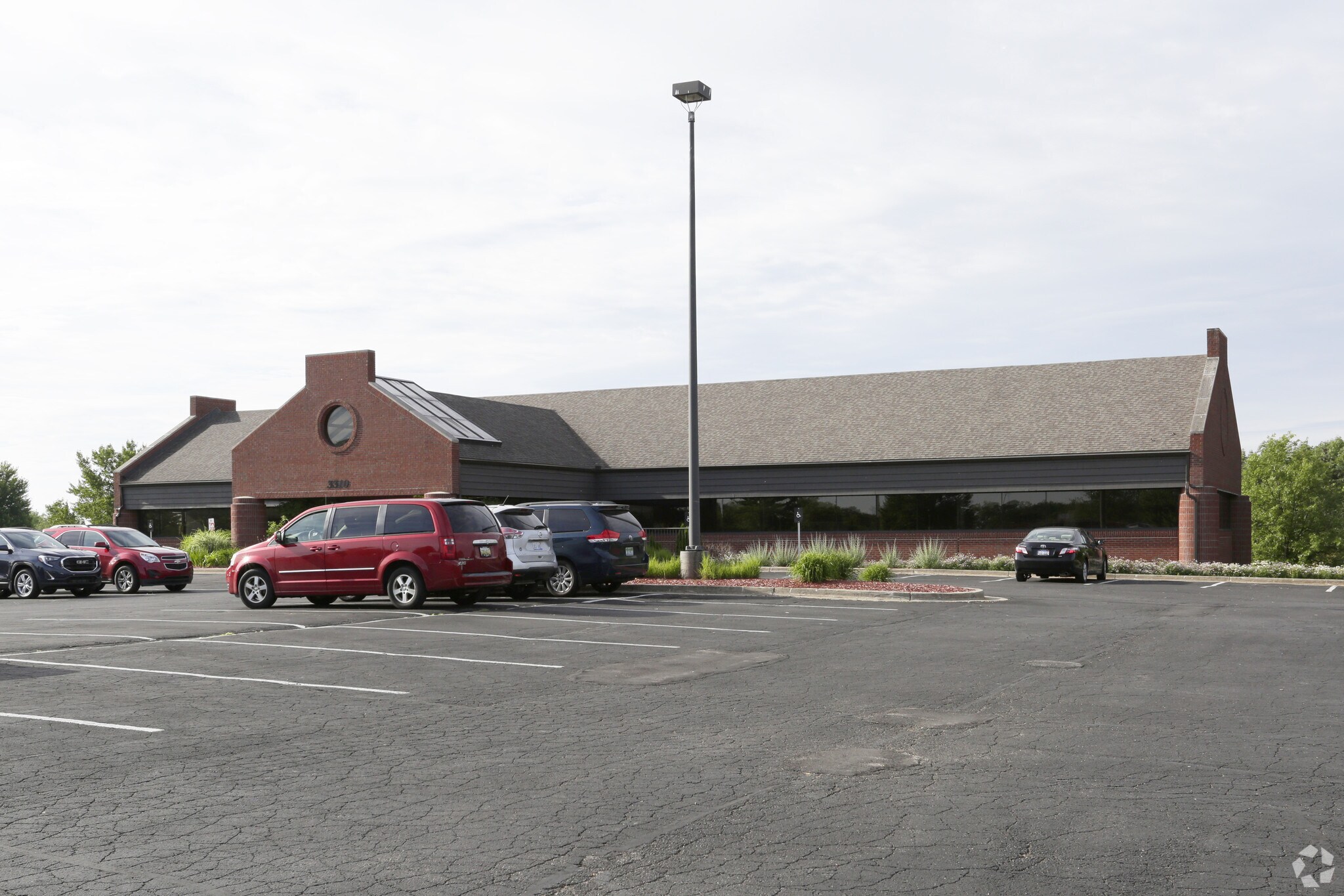 3310 NE Eagle Park Dr, Grand Rapids, MI for sale Primary Photo- Image 1 of 1