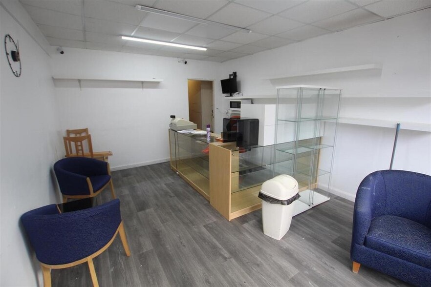 35A Station Rd, Ashington to rent - Building Photo - Image 3 of 7