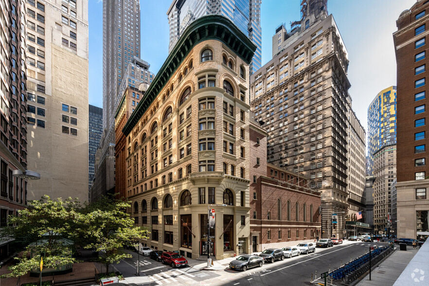 62 William St, New York, NY for rent - Building Photo - Image 1 of 6