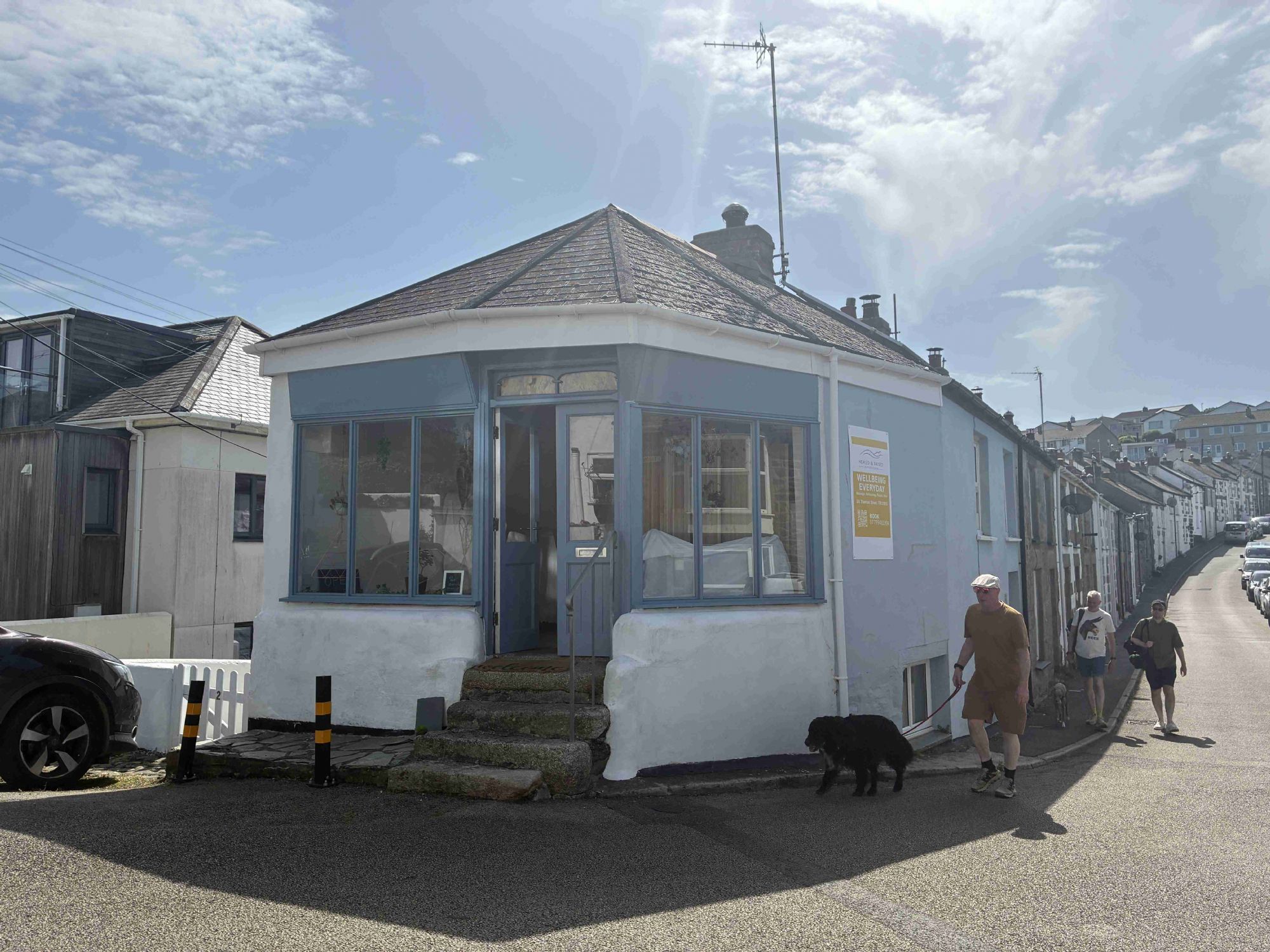 2A Thomas St, Porthleven for sale Primary Photo- Image 1 of 3