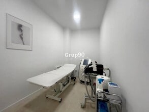 Retail in Lleida, Lérida to rent Interior Photo- Image 2 of 18