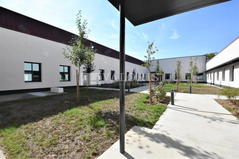 33 Avenue Du Docteur Georges Lévy, Vénissieux to rent - Building Photo - Image 2 of 19