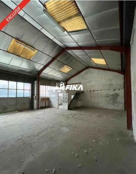 Light Industrial in Toulouse for sale - Interior Photo - Image 2 of 11