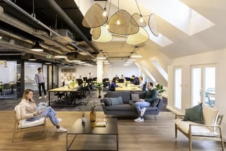 Co-working Space in Paris to rent Interior Photo- Image 2 of 5