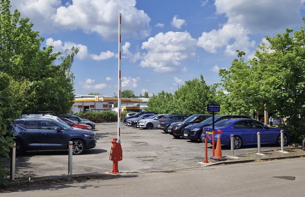 Stocton Close close, Guildford to rent Primary Photo- Image 1 of 2