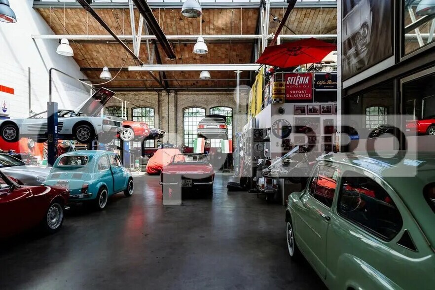 Retail in Lunel for sale - Building Photo - Image 1 of 6