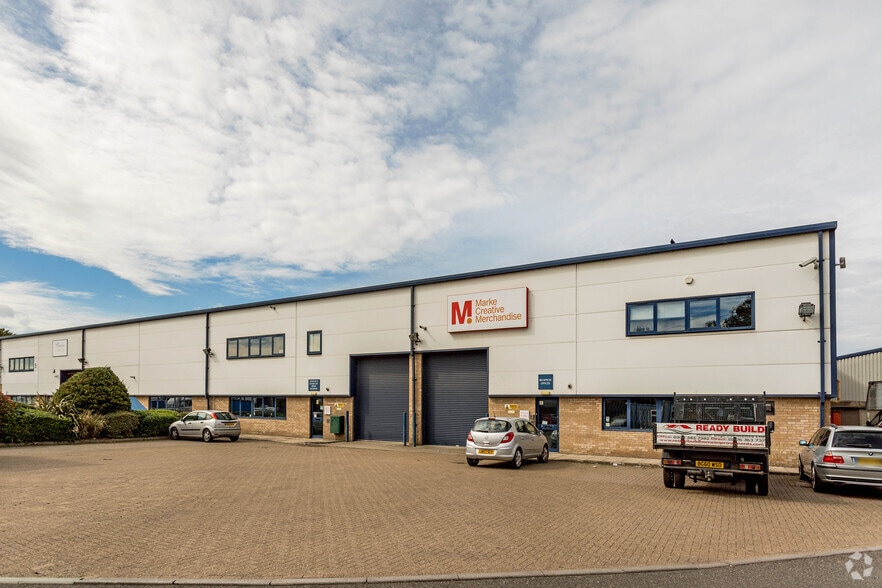 80 Morden Rd, Mitcham for sale - Building Photo - Image 3 of 3