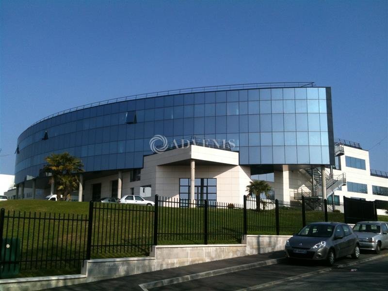 Office in Bry-sur-Marne to rent Building Photo- Image 1 of 6