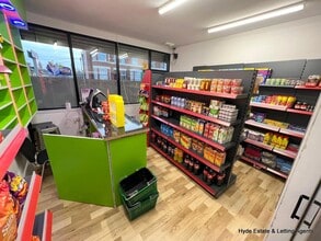 329 Great Cheetham St E, Salford to rent Interior Photo- Image 2 of 14