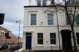42 University Rd, Belfast to rent Building Photo- Image 2 of 6