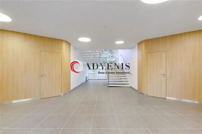 Location Bureaux 5 040 m²