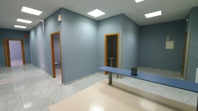 Office in Fuenlabrada, Madrid to rent Interior Photo- Image 2 of 4