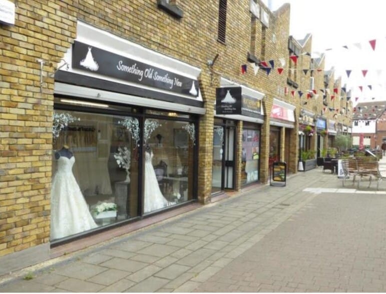 Pylewell Rd, Southampton to rent - Building Photo - Image 2 of 2