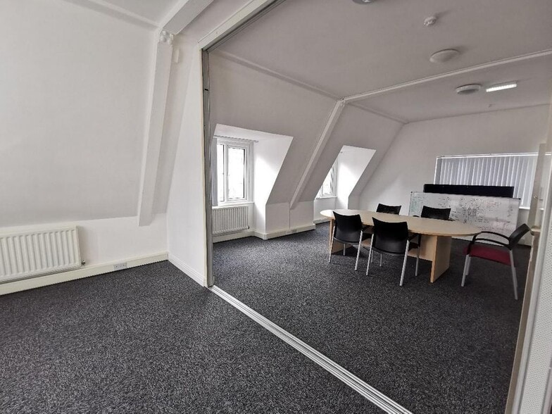 1-4 Forth Ln, Newcastle Upon Tyne to rent - Building Photo - Image 3 of 15