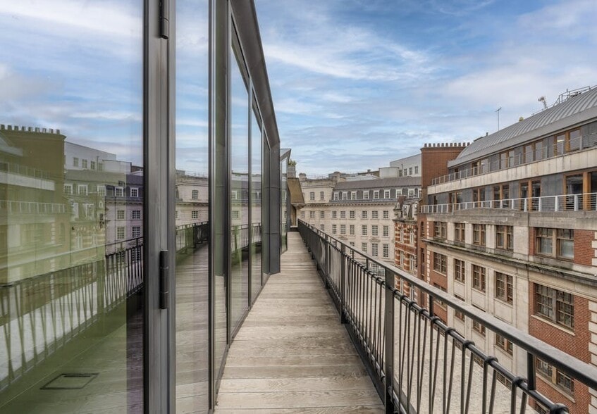 5-8 Warwick St, London to rent - Building Photo - Image 3 of 9