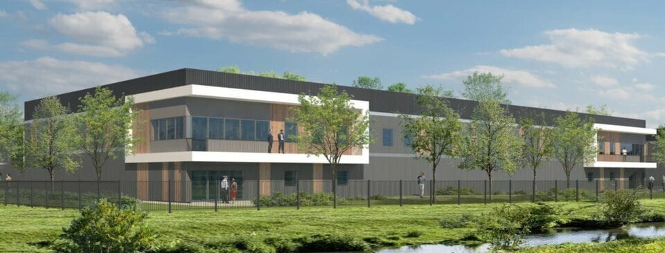 Light Industrial in Persan for sale Building Photo- Image 1 of 3