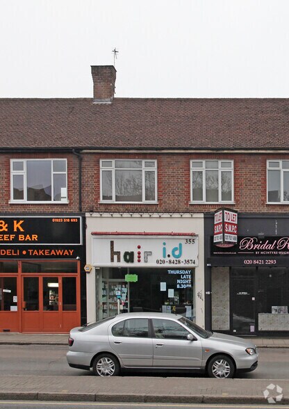 355 Uxbridge Rd, Pinner for sale - Primary Photo - Image 1 of 1