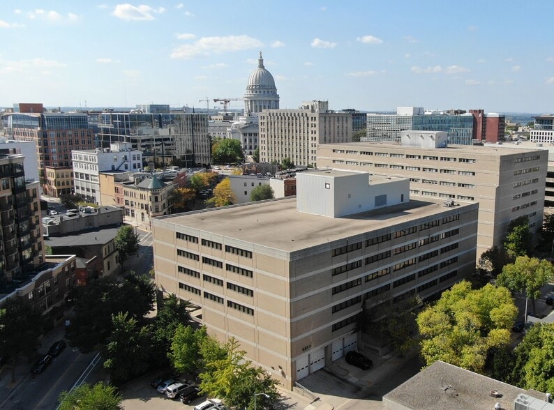 Block 107 portfolio of 2 properties for sale on LoopNet.co.uk - Building Photo - Image 1 of 6