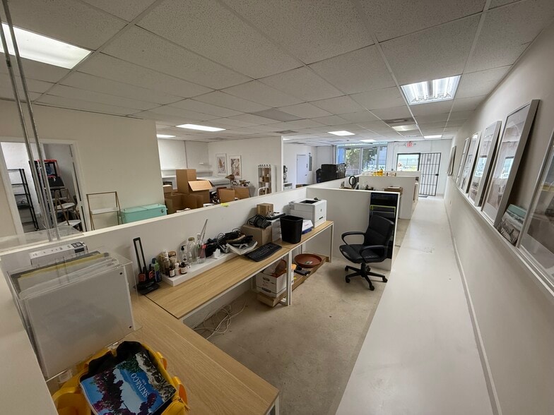 777 NW 28th St, Miami, FL to rent - Interior Photo - Image 2 of 6