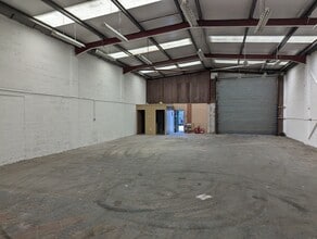 Long Ln, Liverpool to rent Interior Photo- Image 2 of 4