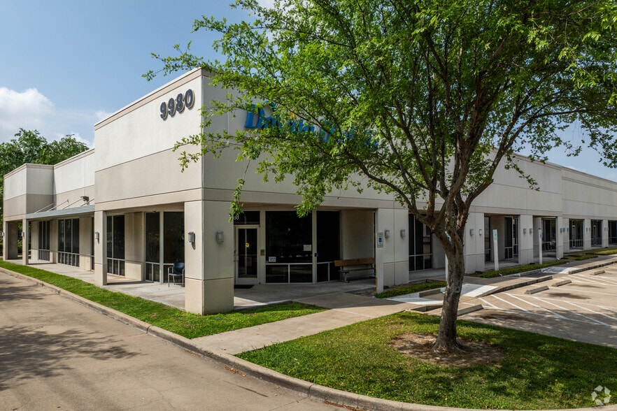 9920 W Sam Houston Pky S, Houston, TX to rent - Building Photo - Image 3 of 5