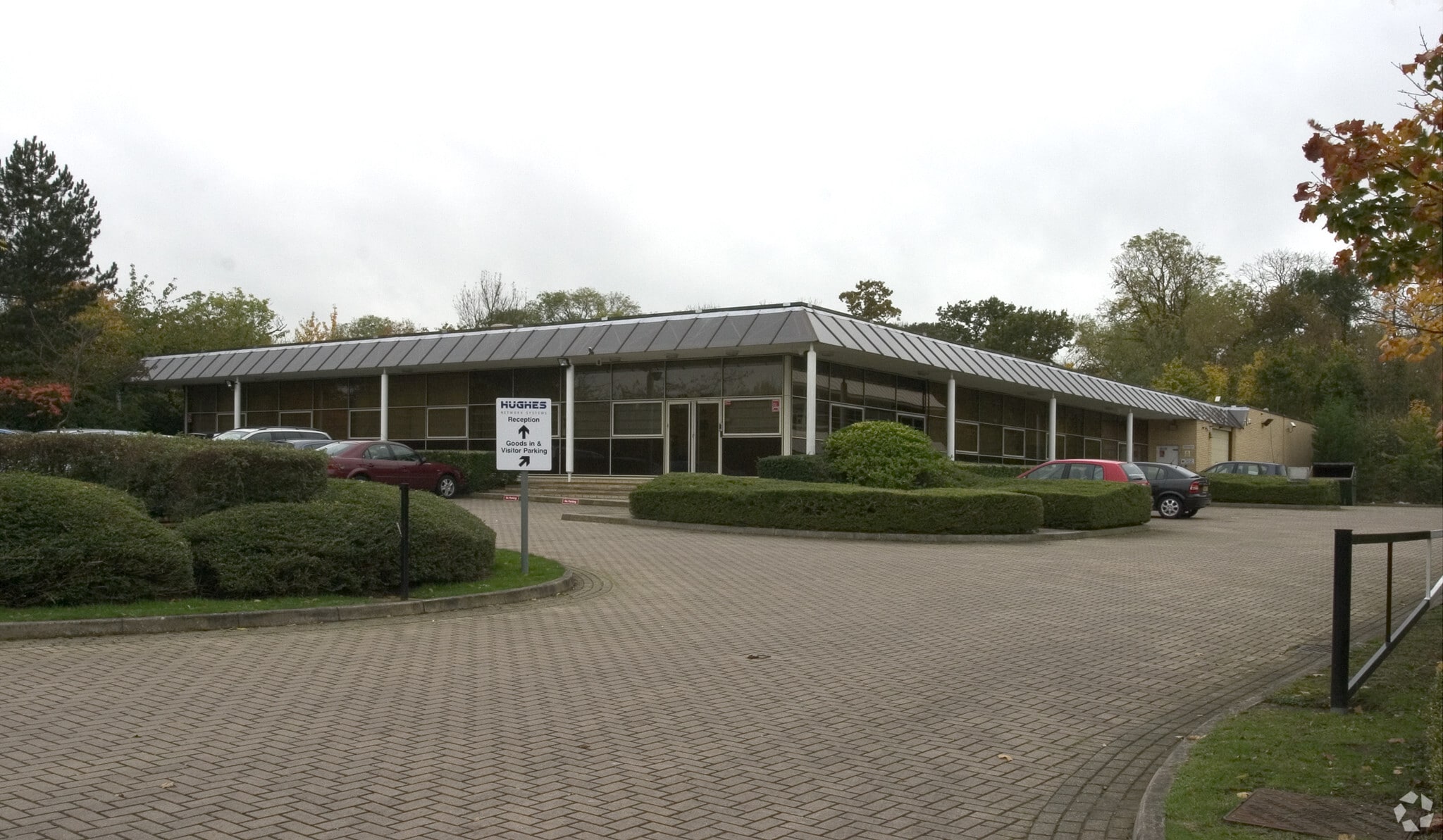 Sunrise Pky, Milton Keynes to rent Primary Photo- Image 1 of 3