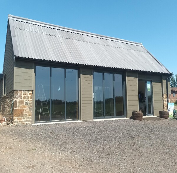 Shenington Rd, Banbury for sale - Building Photo - Image 1 of 1