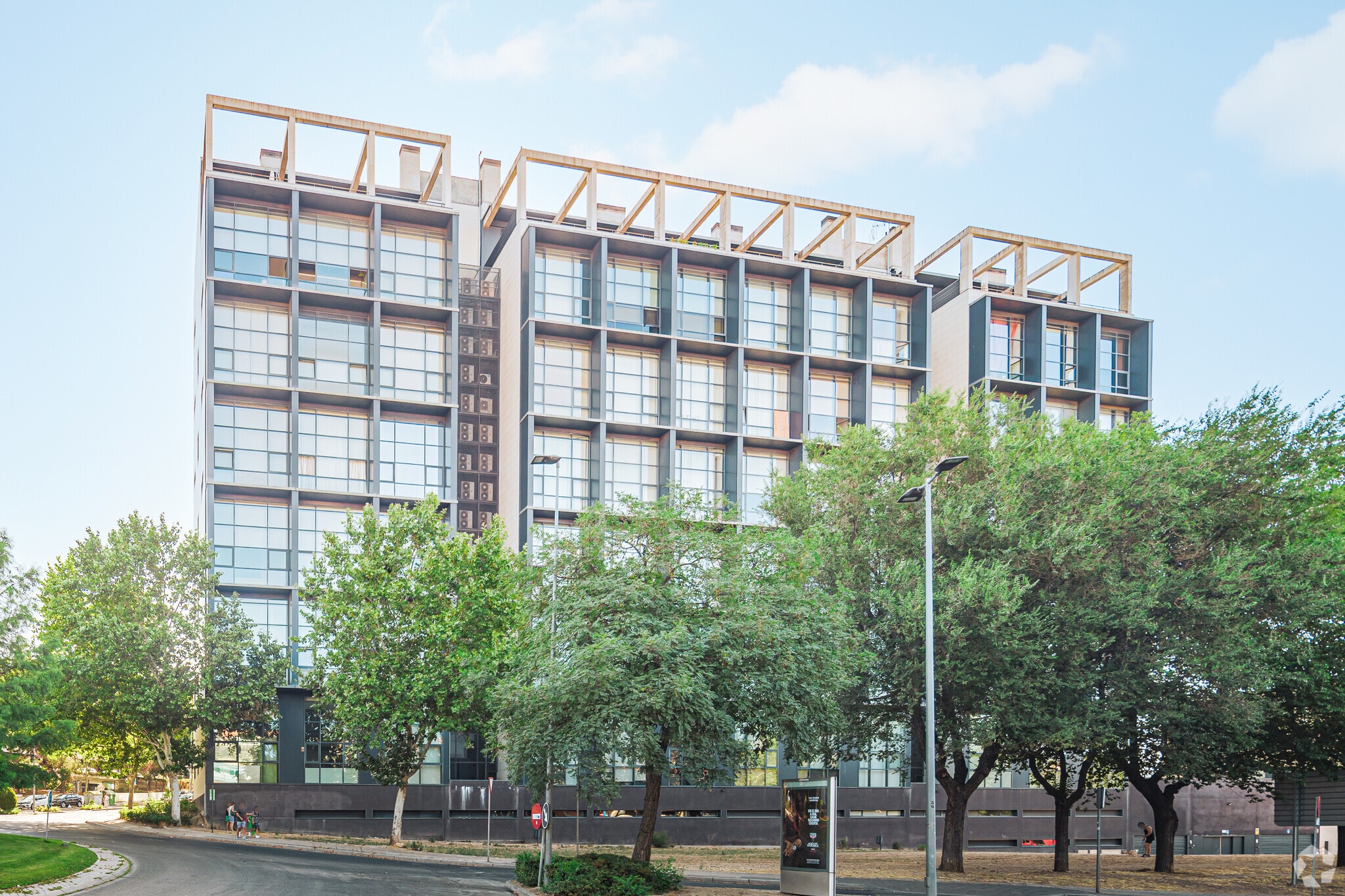 Office in San Sebastián de los Reyes, Madrid for sale Primary Photo- Image 1 of 6