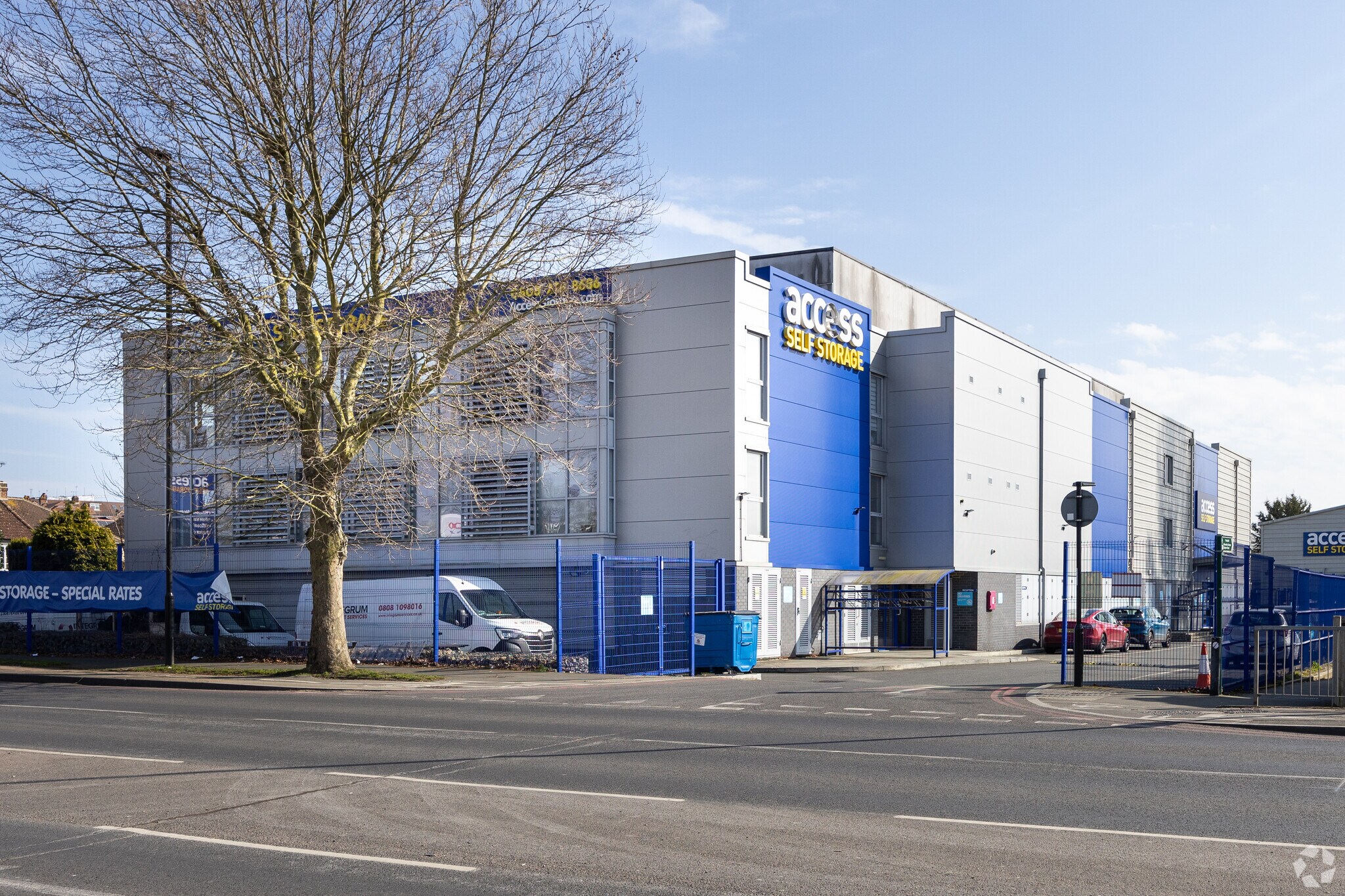 92 Oldfields Rd, Sutton for sale Primary Photo- Image 1 of 1