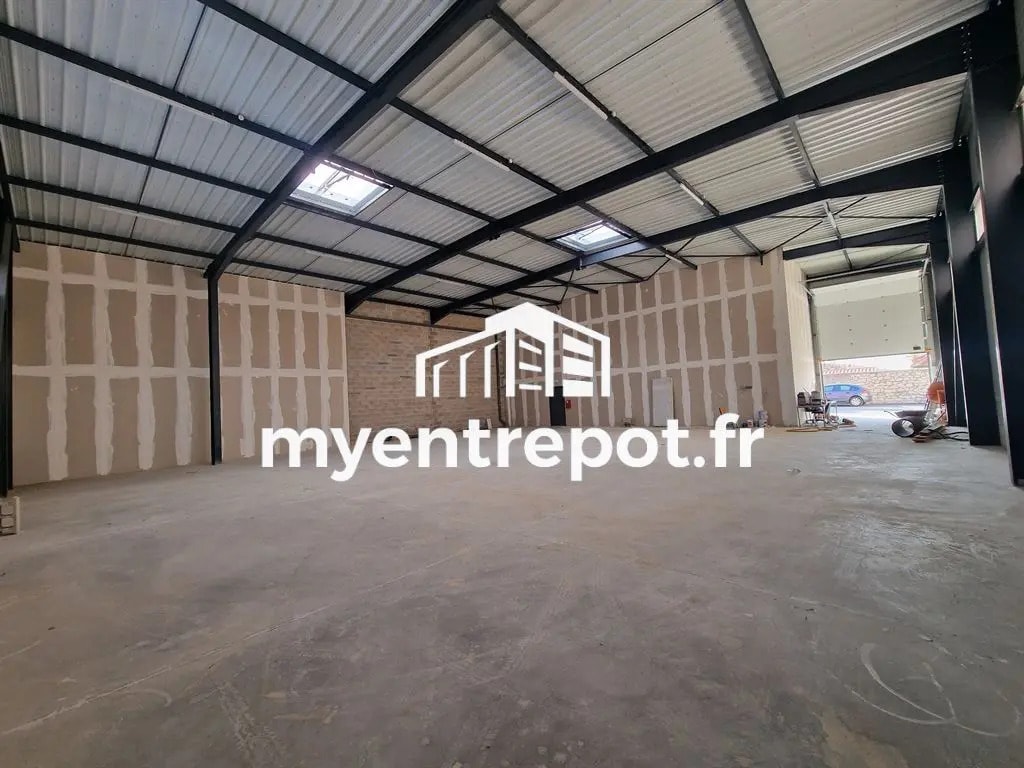 Industrial in Marseille to rent Interior Photo- Image 1 of 6