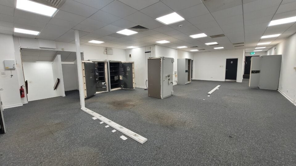 151 High St, Irvine to rent - Interior Photo - Image 3 of 9