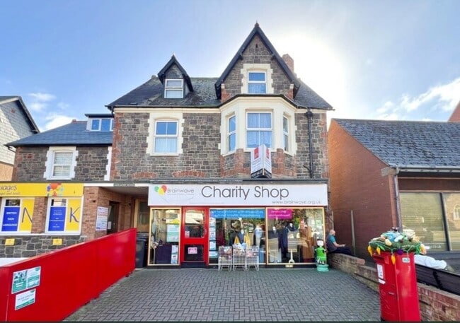 More details for 26 The Avenue, Minehead - Retail for Sale