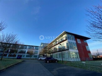 More details for 2 Rue René Caudron, Voisins-le-Bretonneux - Office to Rent