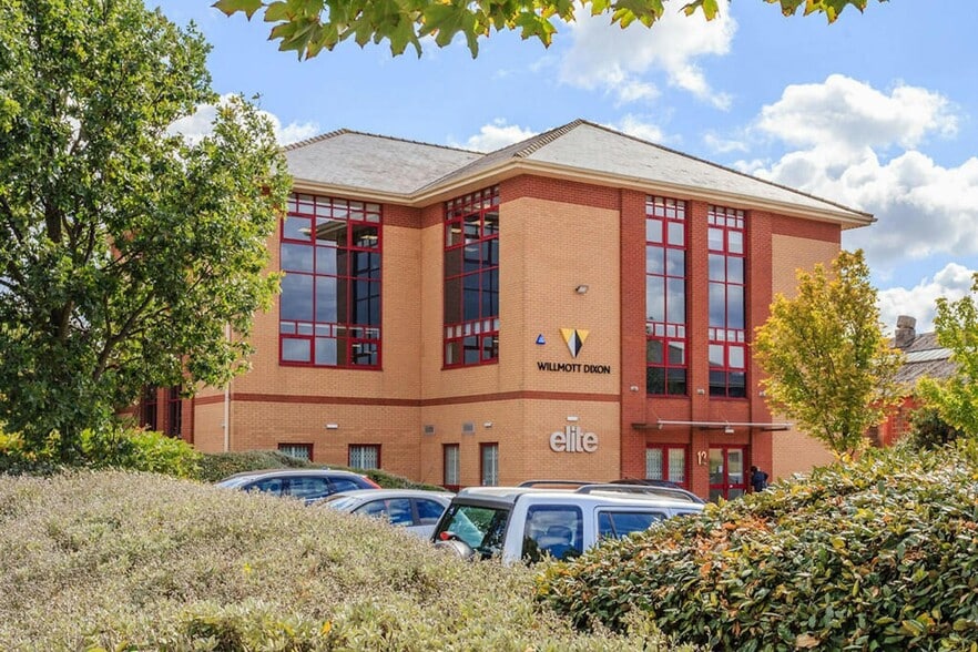 Bruntcliffe Rd, Morley for sale - Primary Photo - Image 1 of 7