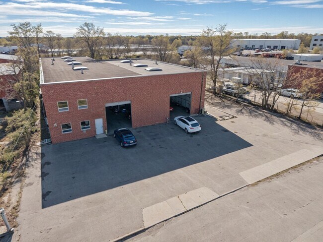 More details for 55 Sweeneydale Ave, Bay Shore, NY - Industrial to Rent
