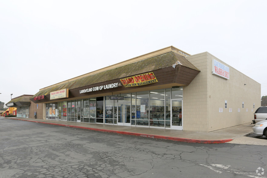 5972 Stockton Blvd, Sacramento, CA for rent - Building Photo - Image 2 of 3