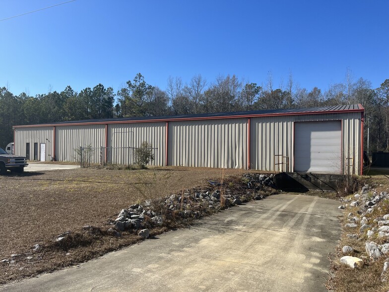 Industrial in Clanton, AL for sale - Primary Photo - Image 1 of 1