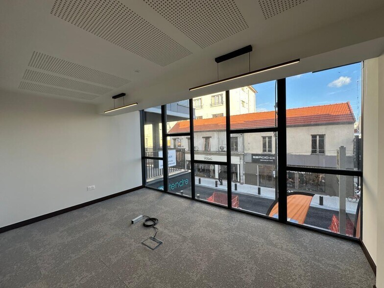 Office in Saint-Maur-des-Fossés to rent - Interior Photo - Image 3 of 17