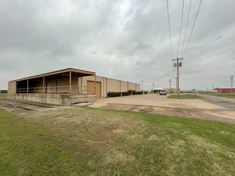 711 Recycle Drive, Altus, OK for sale - Building Photo - Image 2 of 29