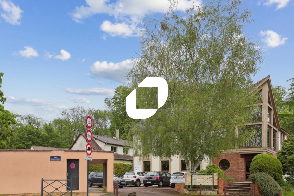 Office in Versailles for sale Building Photo- Image 1 of 17