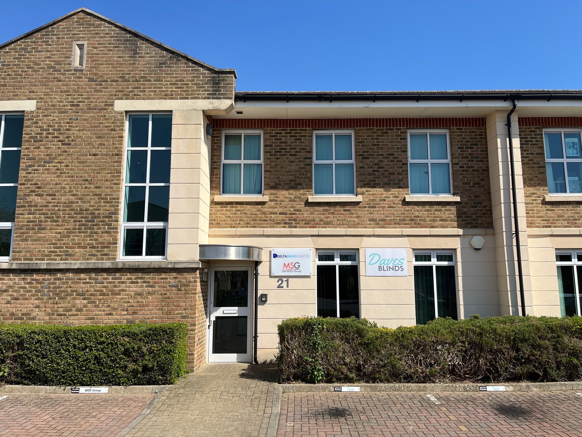 19-25 Shirwell Cres, Milton Keynes to rent Building Photo- Image 1 of 6