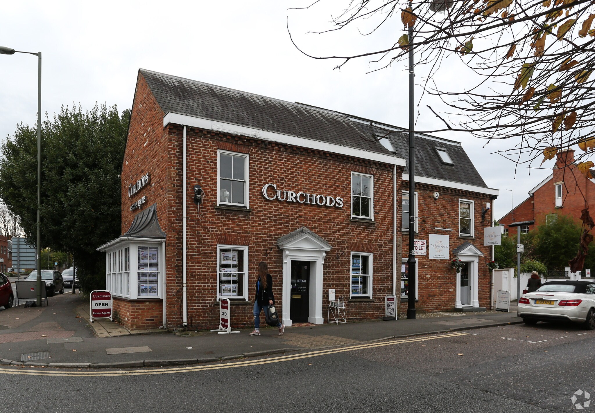 77A High St, Esher for sale Primary Photo- Image 1 of 1