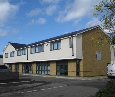 Botley Rd, Southampton to rent - Building Photo - Image 3 of 4