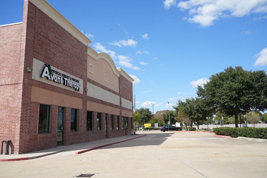 9722 US Highway 90A, Sugar Land, TX for rent - Building Photo - Image 2 of 5