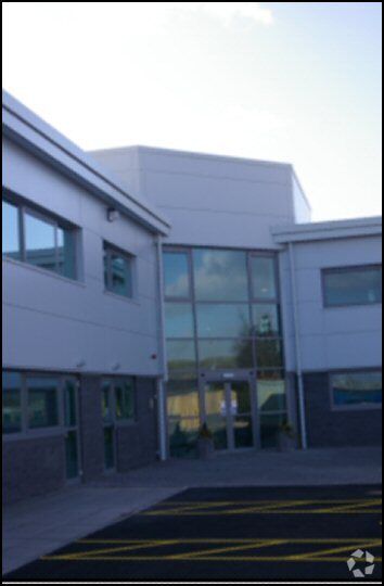 Myregormie Pl, Kirkcaldy to rent - Building Photo - Image 2 of 6