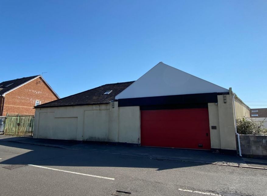 Moorland Vw, Stoke On Trent for sale Primary Photo- Image 1 of 1