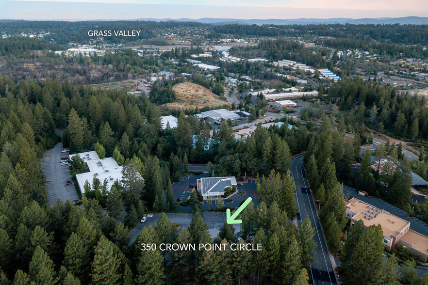 350 Crown Point Cir, Grass Valley, CA for rent - Building Photo - Image 3 of 61